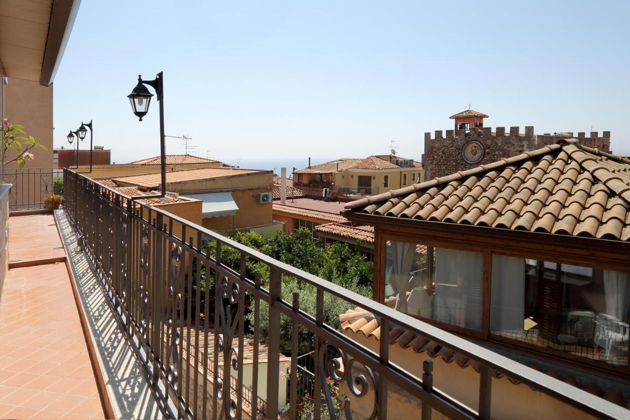 Casa la Boheme Apartment Taormina Bagian luar foto